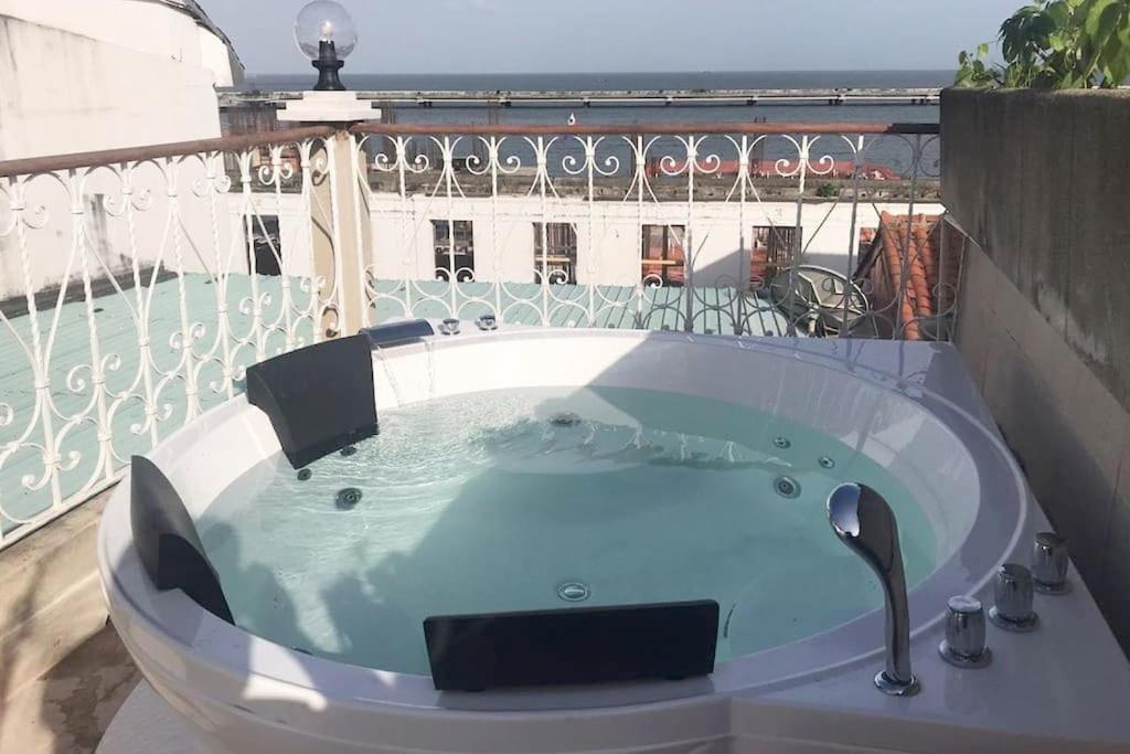 Amazinn Places Rooftop And Jacuzzi VI Panama-Stad Buitenkant foto